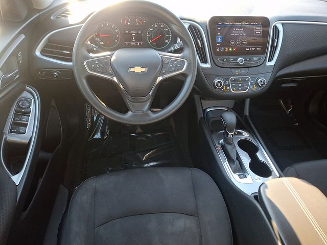 Thumbnail: 2024 Chevrolet Malibu - 10