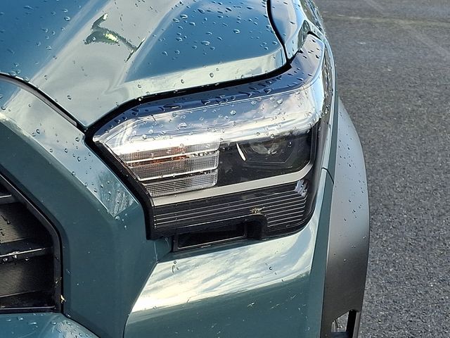 Thumbnail: 2025 Toyota 4Runner - 9