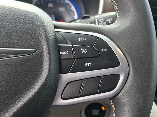 Thumbnail: 2023 Chrysler Voyager - 22