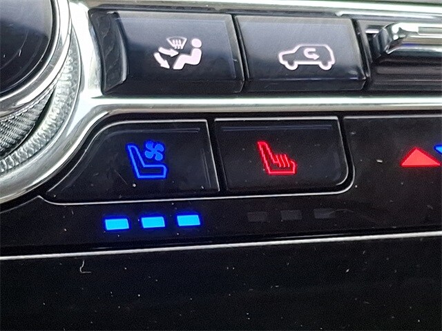 Thumbnail: 2022 Lincoln Corsair - 27