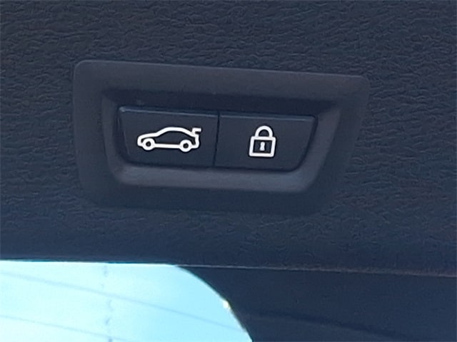 Thumbnail: 2015 BMW X4 - 29