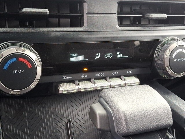 Thumbnail: 2025 Toyota 4Runner - 15