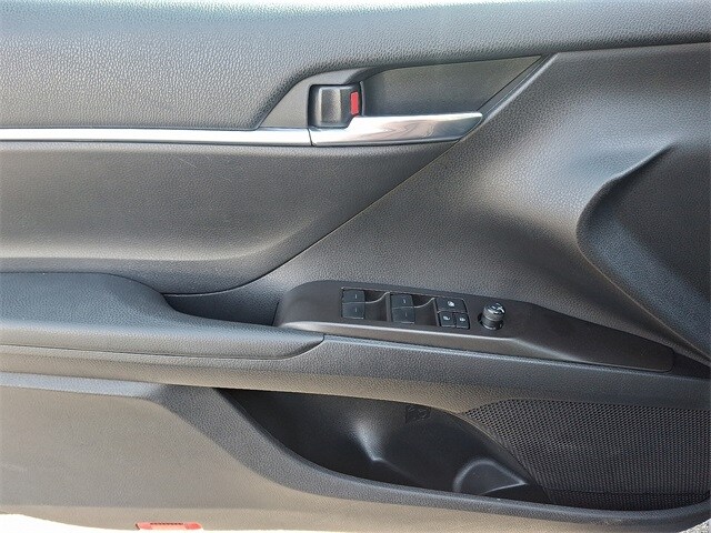 Thumbnail: 2023 Toyota Camry - 12