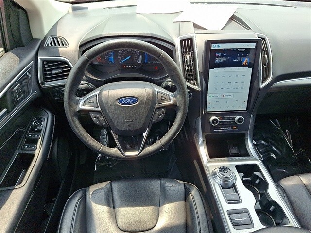 Thumbnail: 2022 Ford Edge - 8