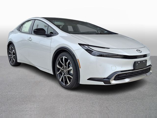 Thumbnail: 2026 Toyota Prius - 3