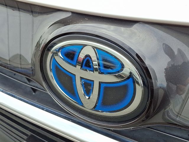 Thumbnail: 2021 Toyota Venza - 8