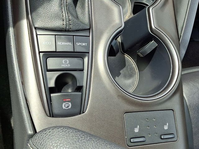 Thumbnail: 2024 Toyota Camry - 24