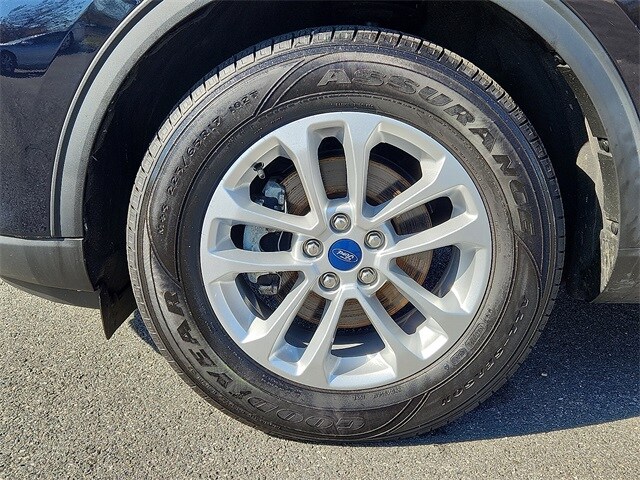 Thumbnail: 2021 Ford Escape - 8