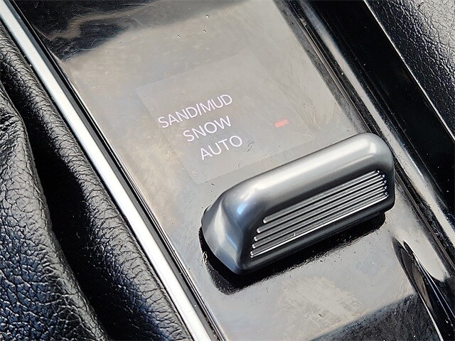 Thumbnail: 2023 Jeep Compass - 20