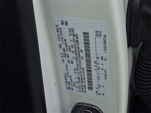 Thumbnail: 2023 Lincoln Corsair - 29