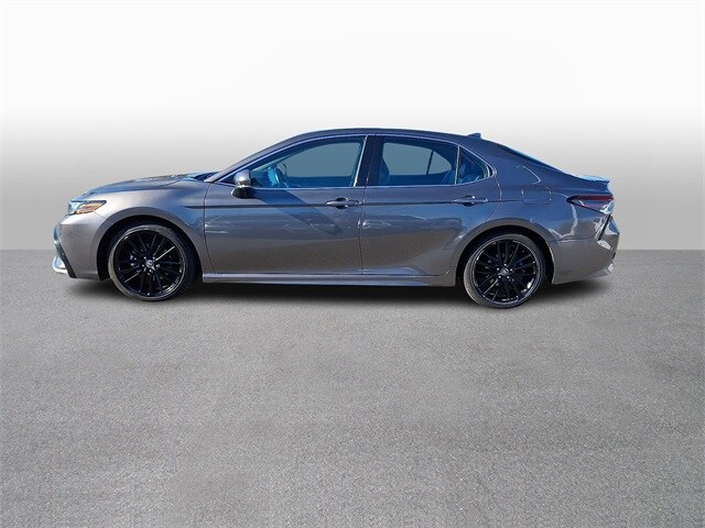 Thumbnail: 2023 Toyota Camry - 7