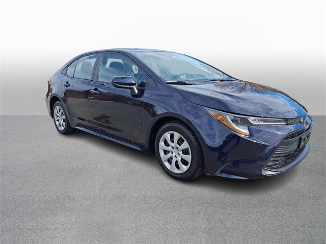 Thumbnail: 2023 Toyota Corolla - 3