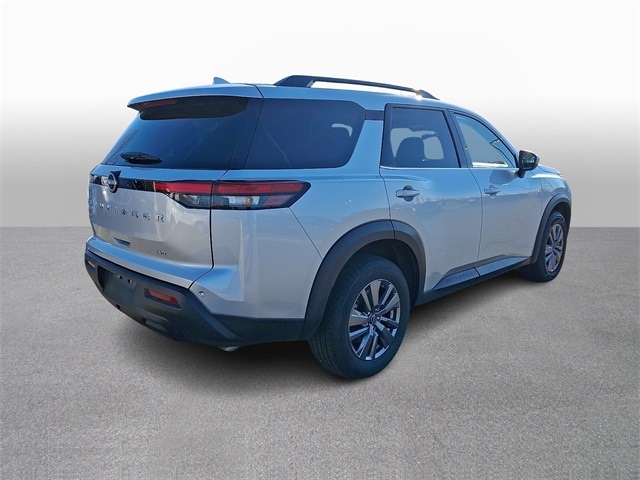 Thumbnail: 2025 Nissan Pathfinder - 4
