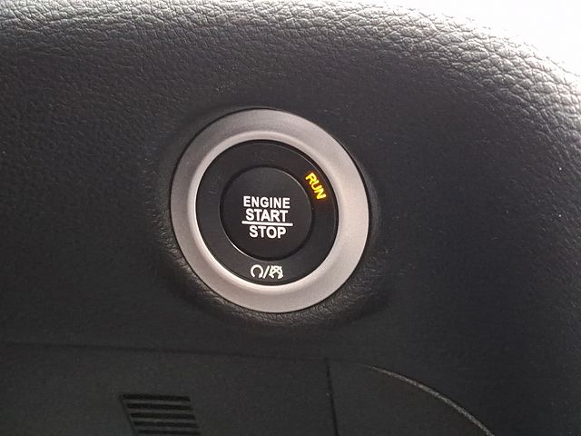 Thumbnail: 2024 Chrysler Pacifica - 26