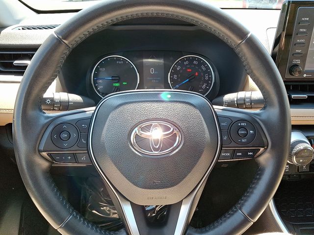 Thumbnail: 2021 Toyota RAV4 - 18