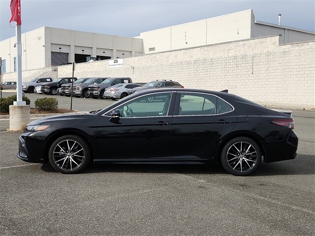 Thumbnail: 2024 Toyota Camry - 17