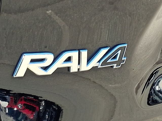 Thumbnail: 2023 Toyota RAV4 - 29