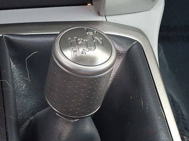 Thumbnail: 2011 Toyota 4Runner - 23