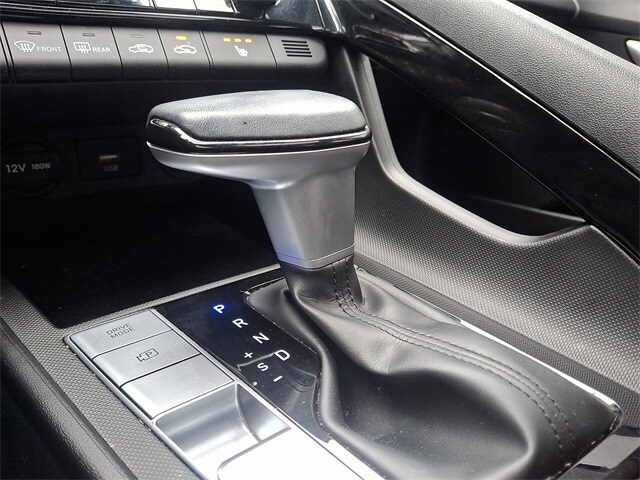 Thumbnail: 2023 Hyundai Elantra - 15