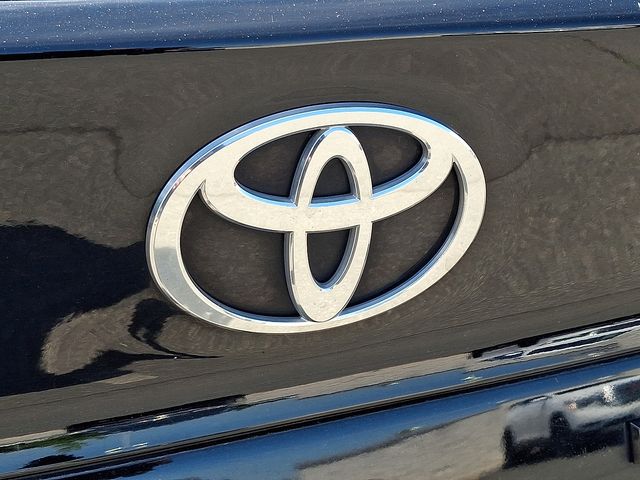 Thumbnail: 2025 Toyota Camry - 28