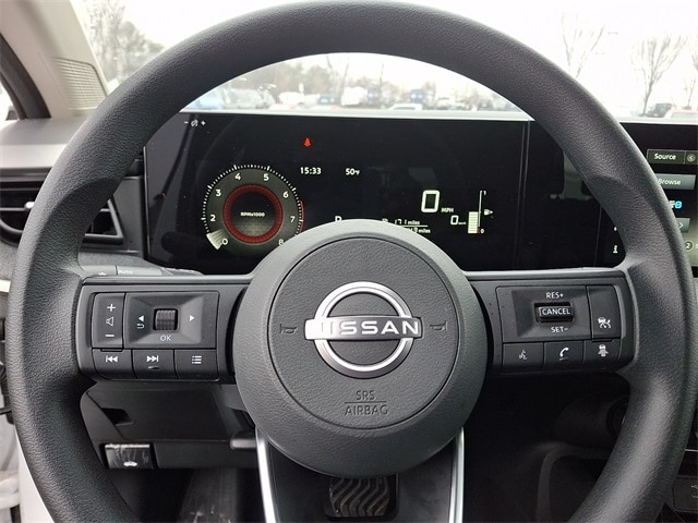 Thumbnail: 2025 Nissan Kicks - 18