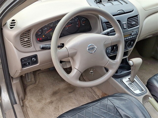 Thumbnail: 2005 Nissan Sentra - 11