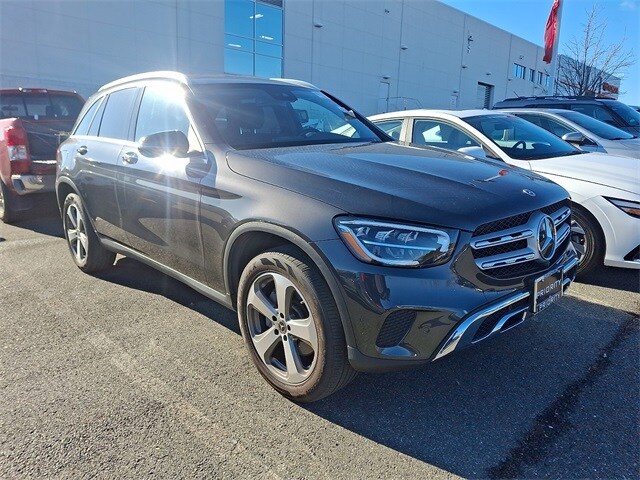 Thumbnail: 2022 Mercedes-Benz GLC - 3