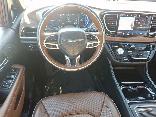 Thumbnail: 2021 Chrysler Pacifica - 11