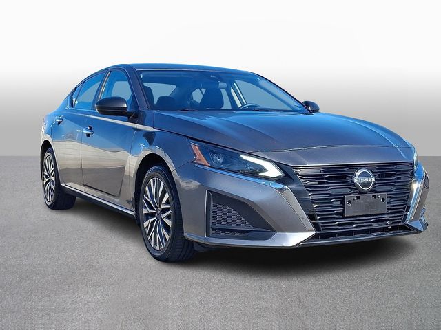 Thumbnail: 2024 Nissan Altima - 3