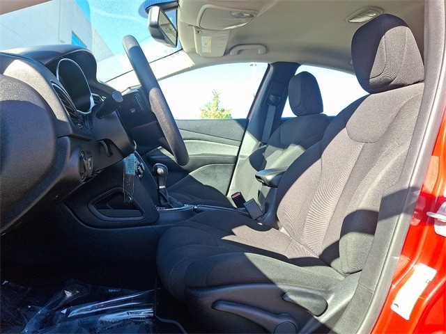 Thumbnail: 2013 Dodge Dart - 13