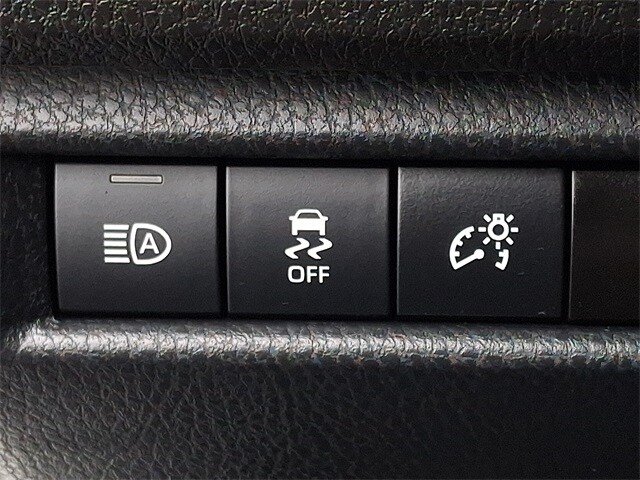 Thumbnail: 2025 Toyota Camry - 25