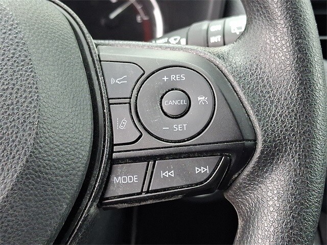 Thumbnail: 2025 Toyota RAV4 - 21