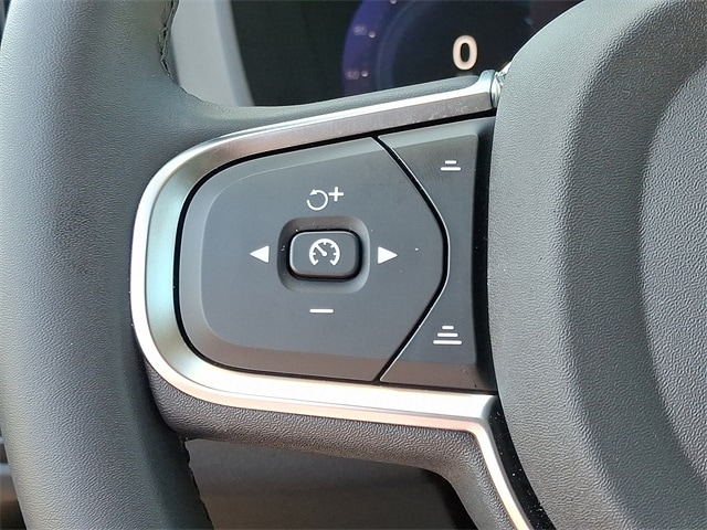 Thumbnail: 2024 Volvo XC60 - 21