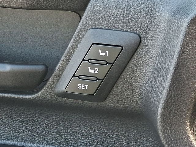 Thumbnail: 2025 Toyota 4Runner - 30