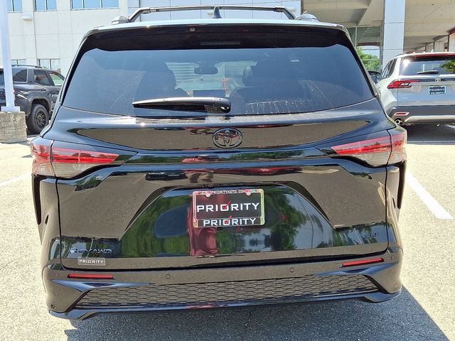 Thumbnail: 2026 Toyota Sienna - 5