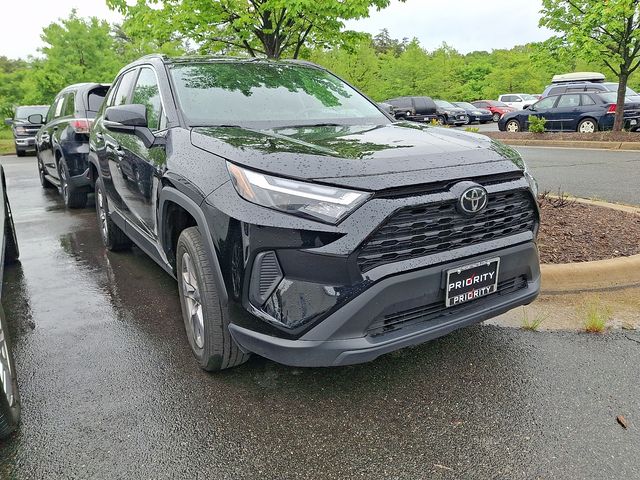 Thumbnail: 2025 Toyota RAV4 - 6