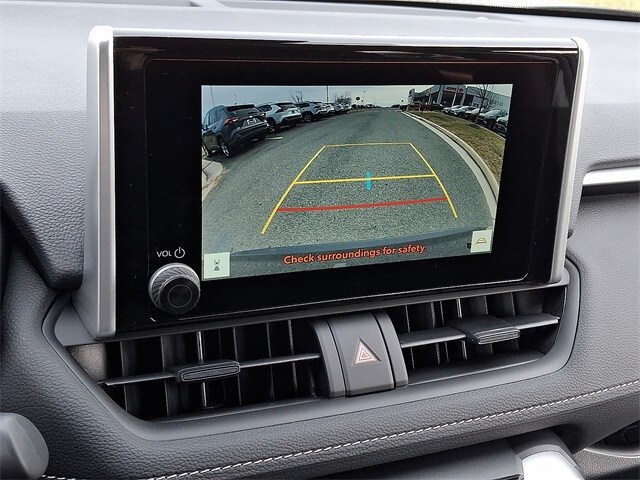 Thumbnail: 2025 Toyota RAV4 - 15