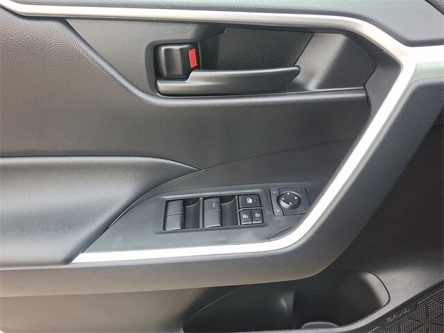 Thumbnail: 2024 Toyota RAV4 - 12