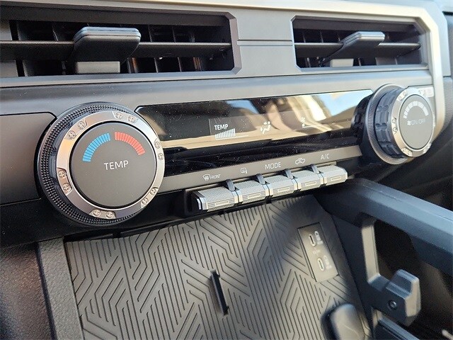 Thumbnail: 2025 Toyota Tacoma - 10