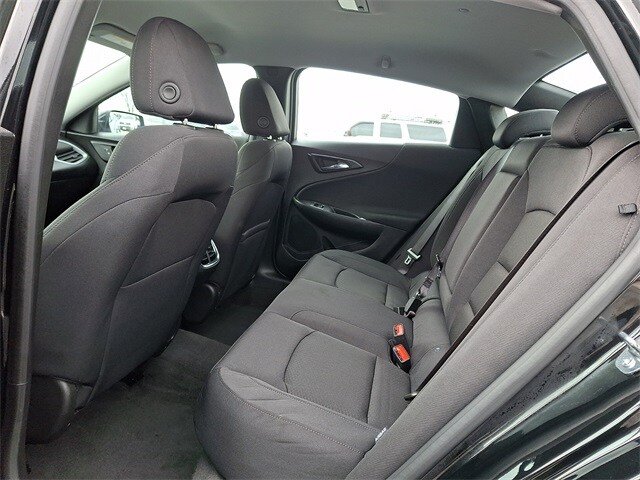 Thumbnail: 2024 Chevrolet Malibu - 10