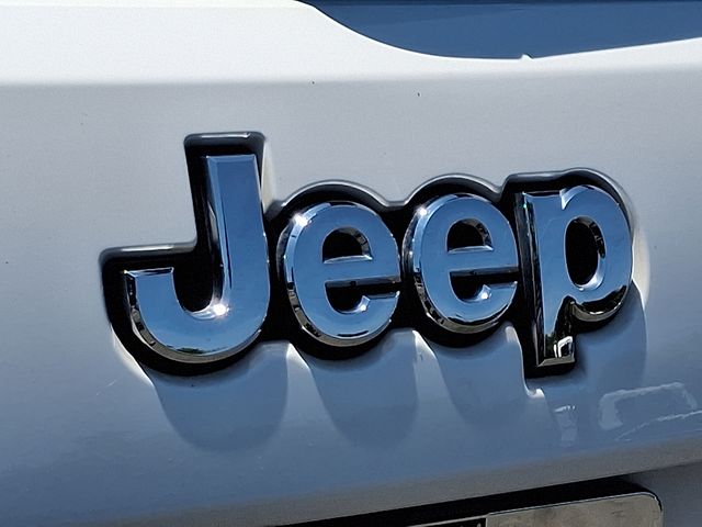 Thumbnail: 2018 Jeep Grand Cherokee - 26