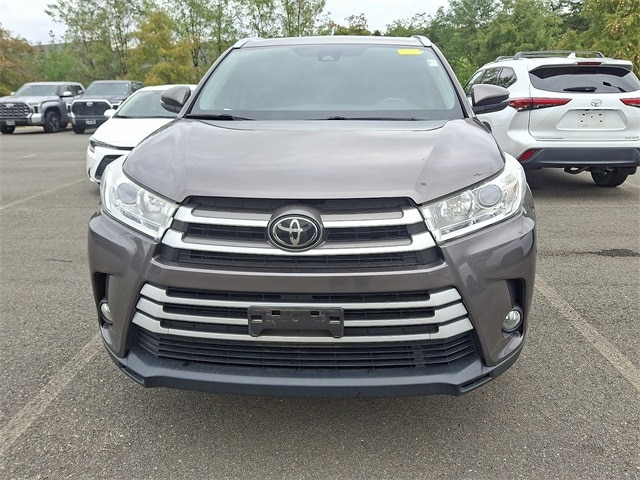 Thumbnail: 2019 Toyota Highlander - 2