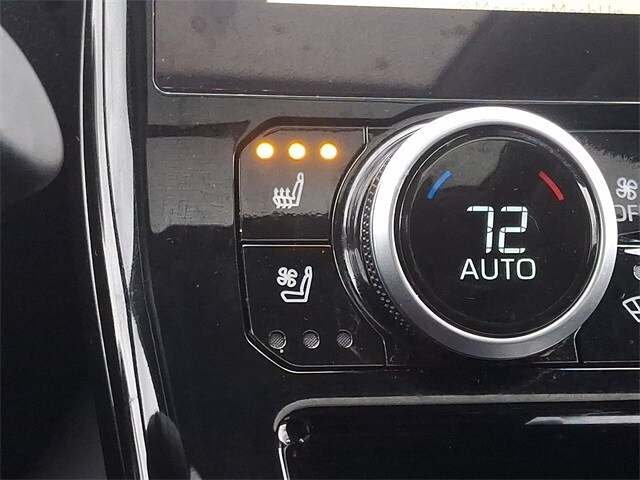 Thumbnail: 2024 Toyota Highlander - 27