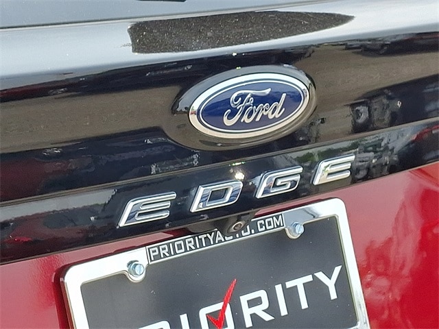 Thumbnail: 2022 Ford Edge - 24