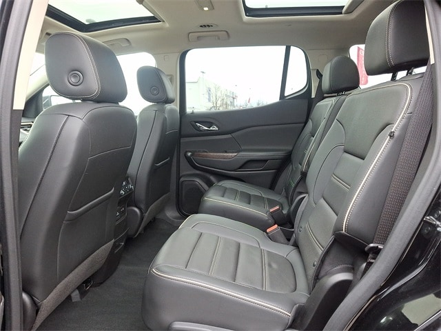 Thumbnail: 2023 GMC Acadia - 10