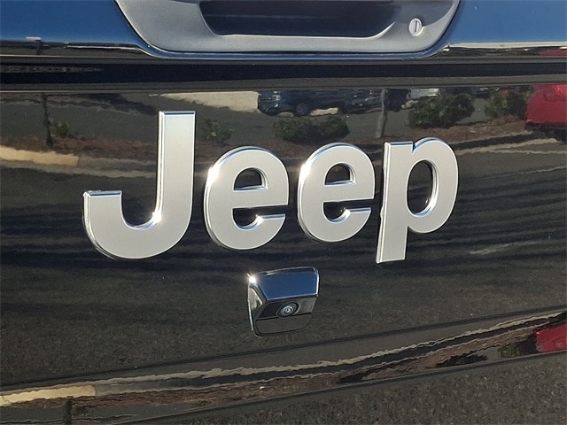 Thumbnail: 2020 Jeep Gladiator - 30