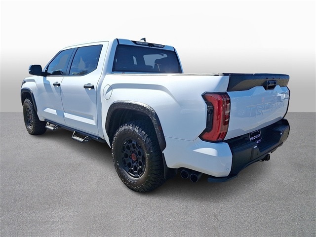 Thumbnail: 2024 Toyota Tundra - 6