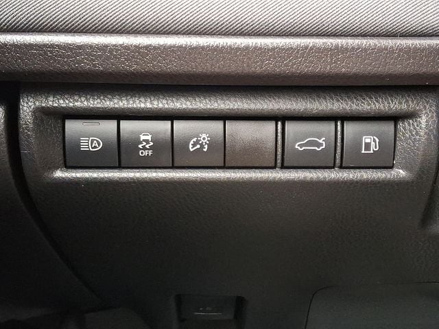 Thumbnail: 2025 Toyota Camry - 24