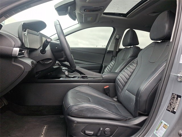 Thumbnail: 2023 Hyundai Elantra - 13