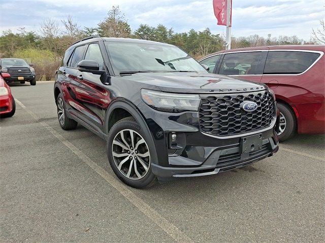 Thumbnail: 2025 Ford Explorer - 5